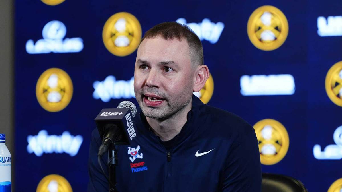 被打服了，掘金主帅详细解读湖人队里夫斯“百分之一”的英雄表现